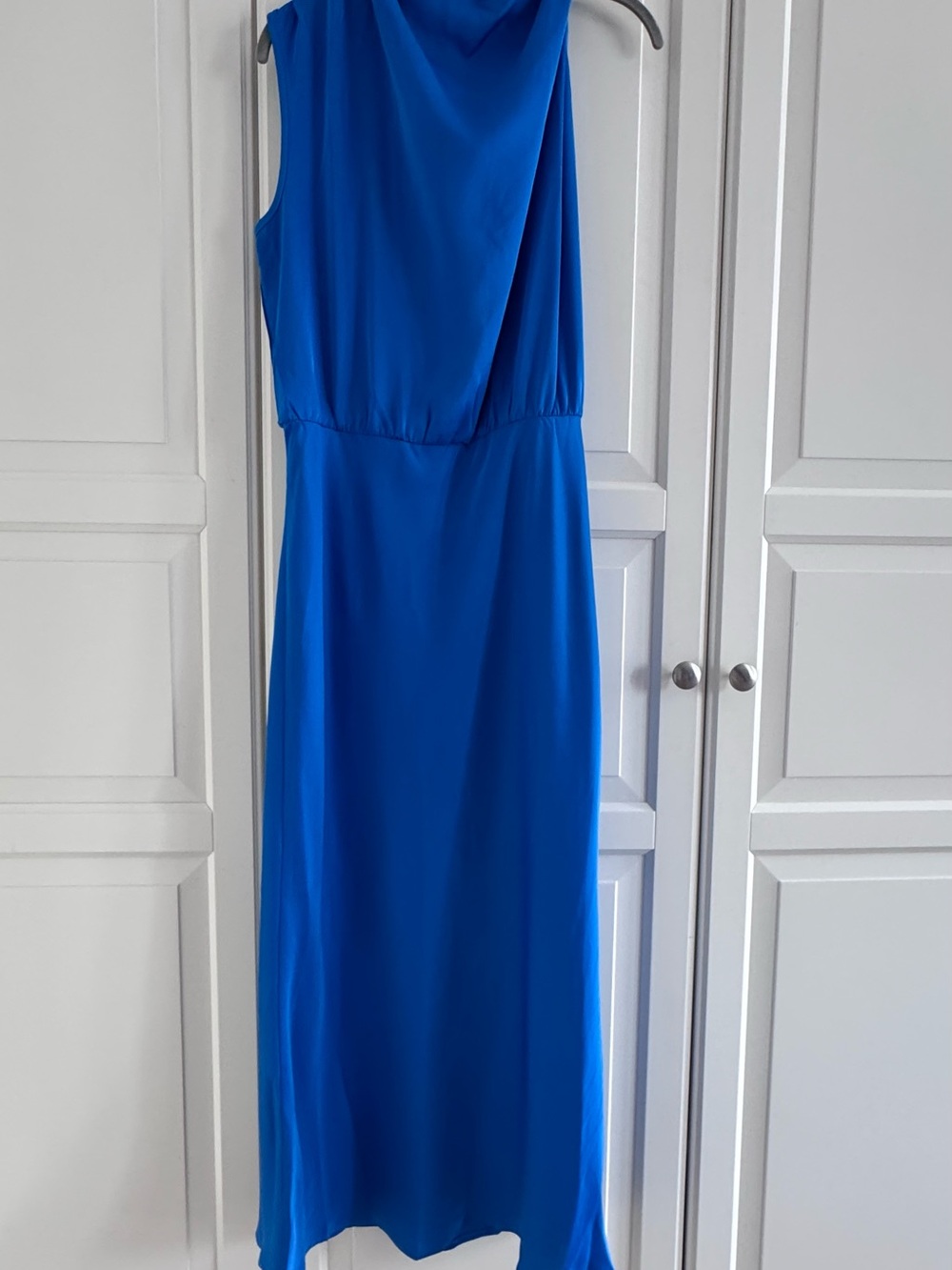 Elegant Cobalt Blue Sleeveless Maxi Dress